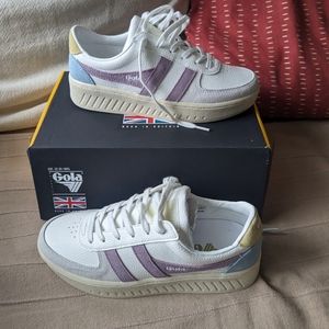 Women SZ 6 gola leather sneakers brand new